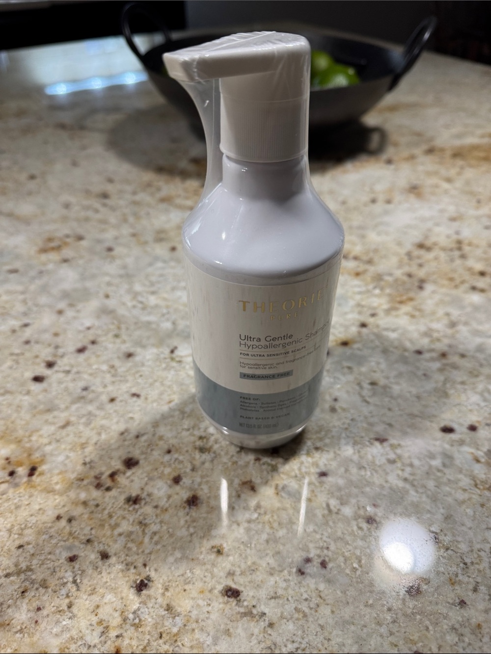 Theorie Ultra Gentle Hypoallergenic Shampoo